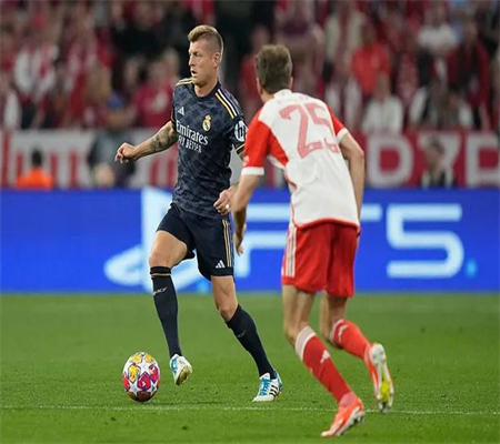 Khi Tôi Trỗi Dậy Mạnh Mẽ - Phân Tích Chiến Thuật Liverpool 2.0 Của Klopp